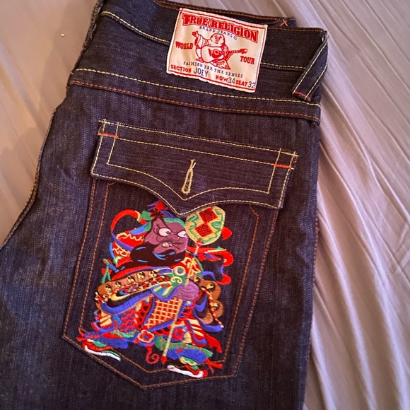 BRAND NEW!! True Religion Jeans - Picture 1 of 4